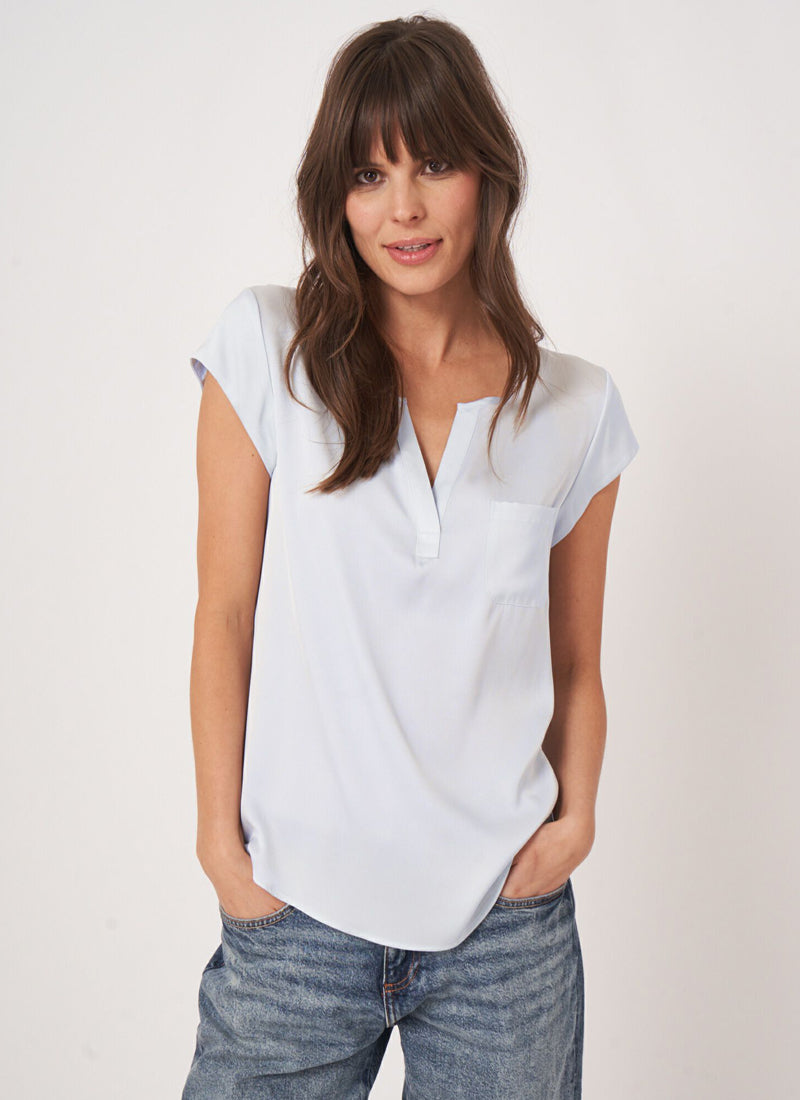 REPEAT Cashmere Silk Short Sleeve Blouse