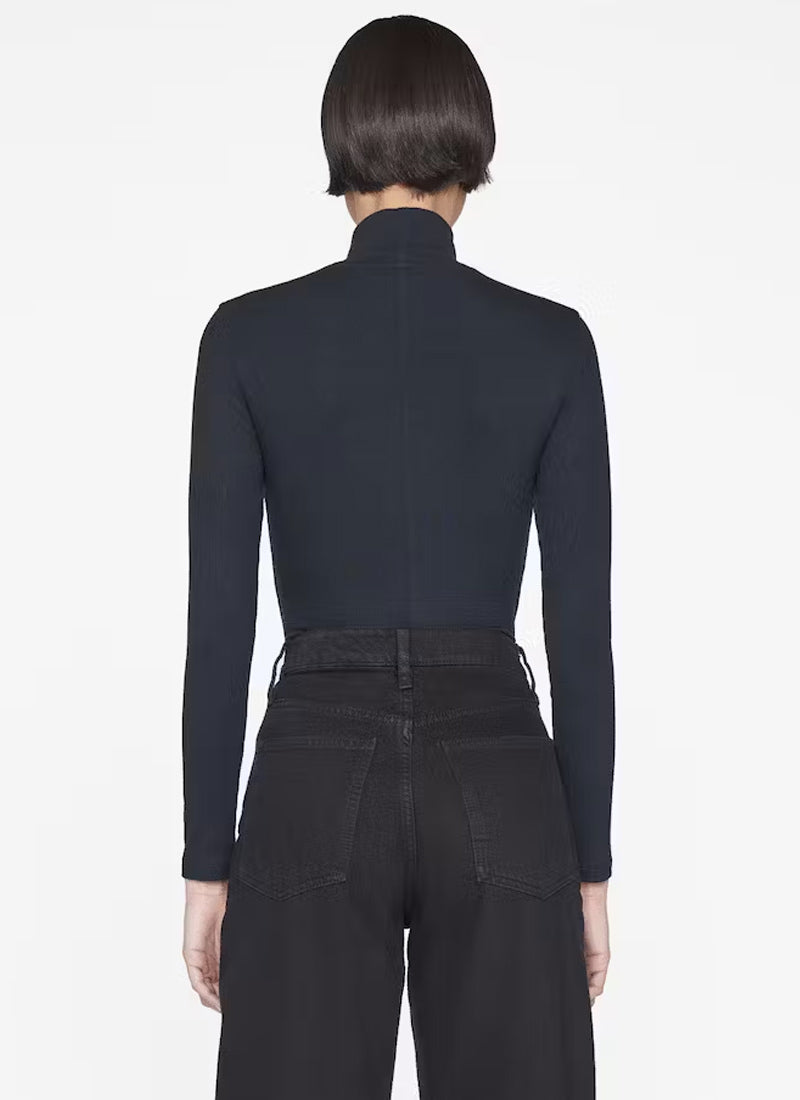 Frame Rib Turtleneck
