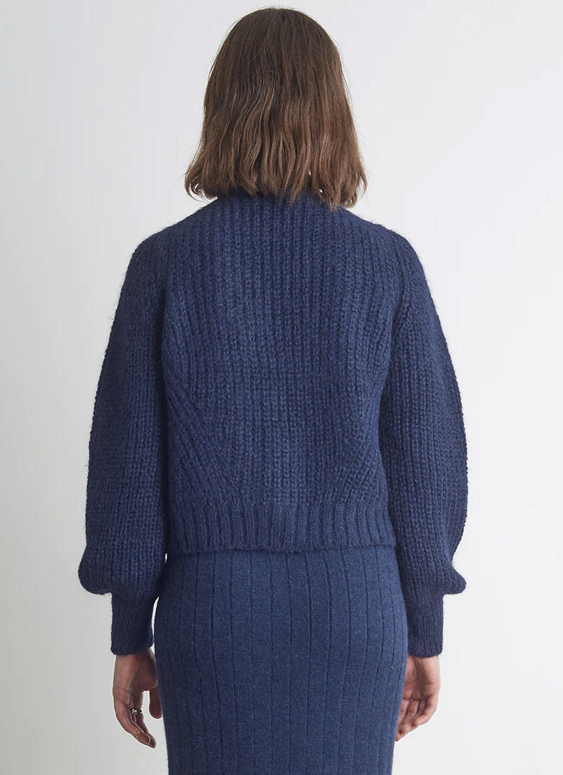 Eleven Six Sara Cardi