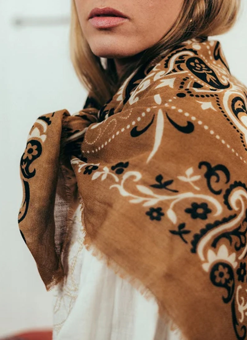 MAISON LECOMTE FLAMENT Bandana Cashmere Scarf