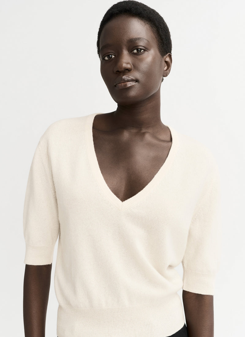 Soft Goat V-neck T-shirt