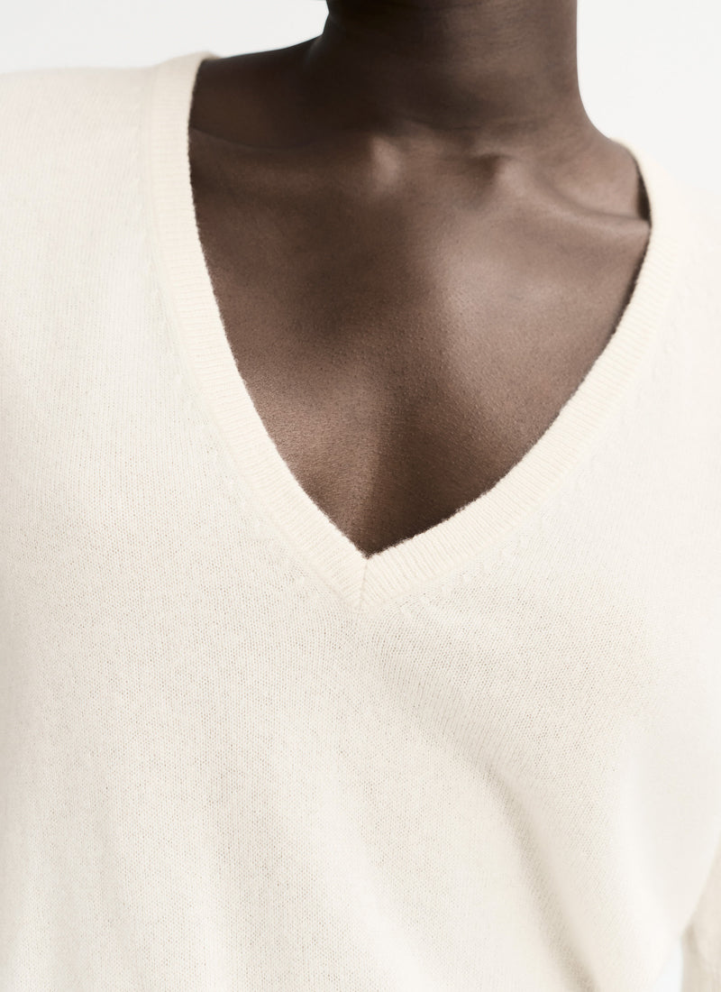 Soft Goat V-neck T-shirt