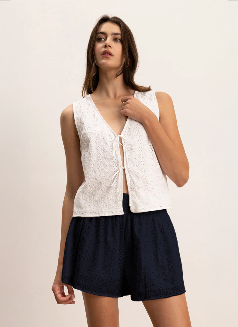 Velvet Iris Eyelet Short