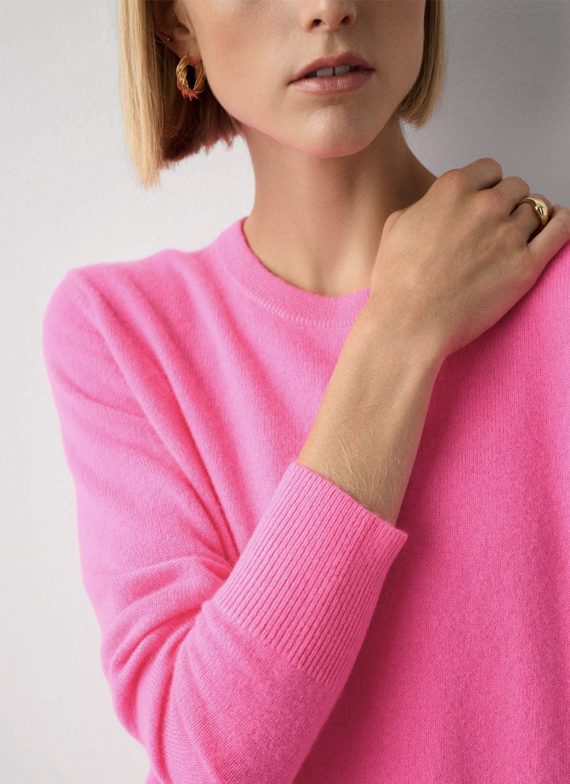 White+Warren Essential Cashmere Shrunken Crewneck Sweater