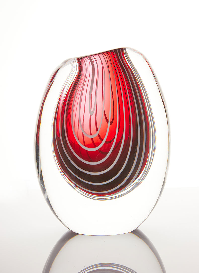 Haute Curature Vicke Lindstrand Modernist Red and White Stripe Sommerso Vase, 1950s